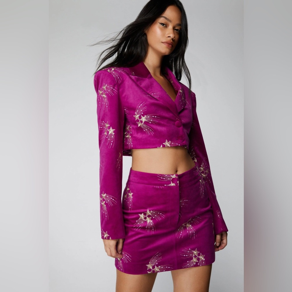 Nasty Gal Premium Embroidered Velvet Cropped Star Blazer NWT